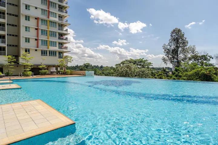 Suasana Residensi Damai Apartamento Petaling Jaya Exterior foto
