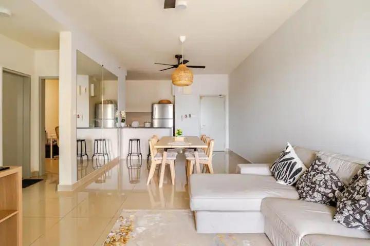 Suasana Residensi Damai Apartamento Petaling Jaya Exterior foto